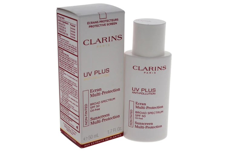 Clarins UV Plus SPF 50: Perlindungan Optimal untuk Kulit Wajah