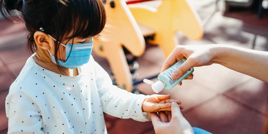 10 Tips Mencegah Virus Menyebar di Sekolah dan Tempat Umum